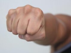 Yumruk Nasıl Atılır ve Saldırganın Nerelerine Nasıl Vurulur?