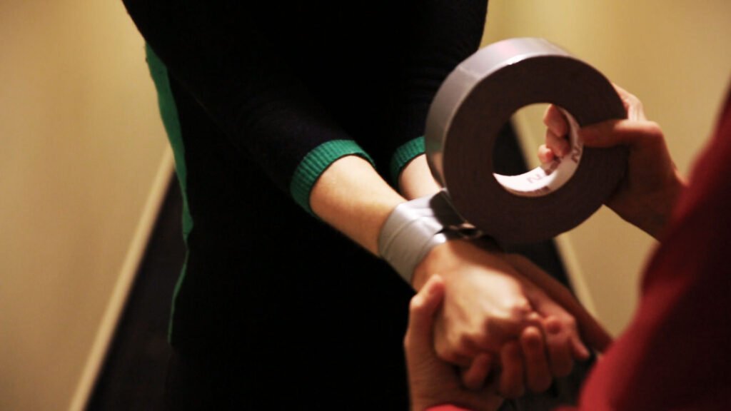 Koli Bandıyla Bağlıysanız Nasıl Kurtulursunuz?