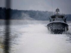 Düşman Sınırlarını Deniz Yoluyla Geçin