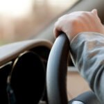 Otomobil Sürüşünde Direksiyon Otomobil Sürüşünde Direksiyon