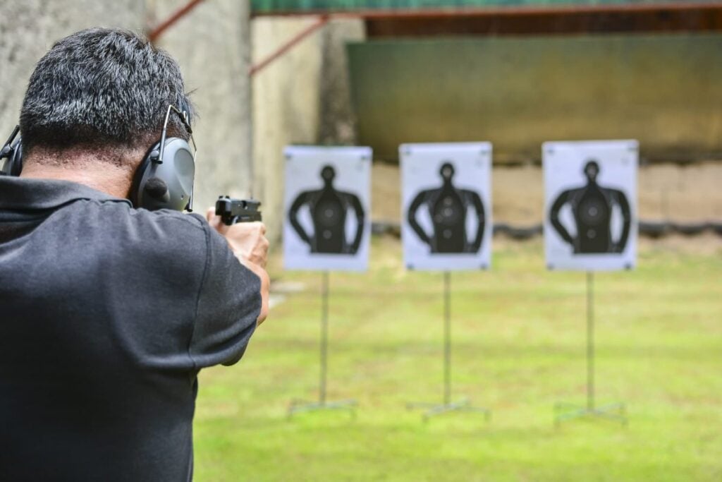 Atis Poligonu Hedef Standlari Yap