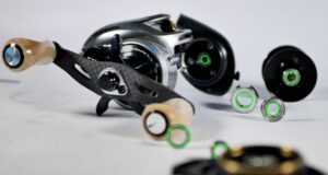 Bir-Balikcilik-Makarasinda-Daha-Fazla-Rulman-Daha-Mi-İyidir