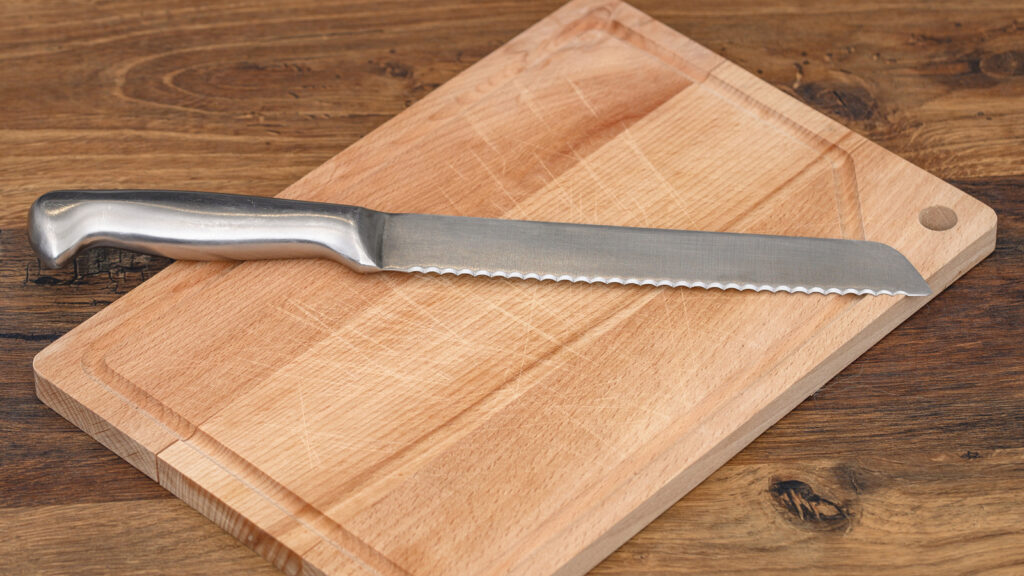 Bileme Çubuğu Olmadan Tırtıklı Bir Bıçak Nasıl Bilenir?