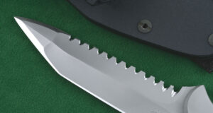 Tirtikli-Bicaklar-icin-En-İyi-Bileyici-Hangisi