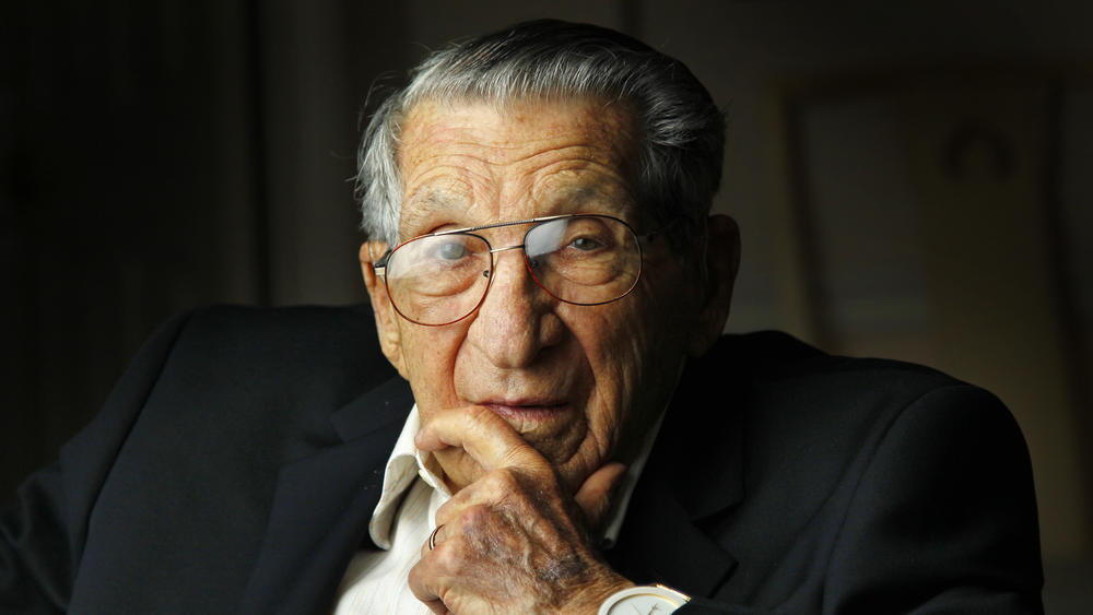Lester Tenney Nasil Hayatta Kaldi